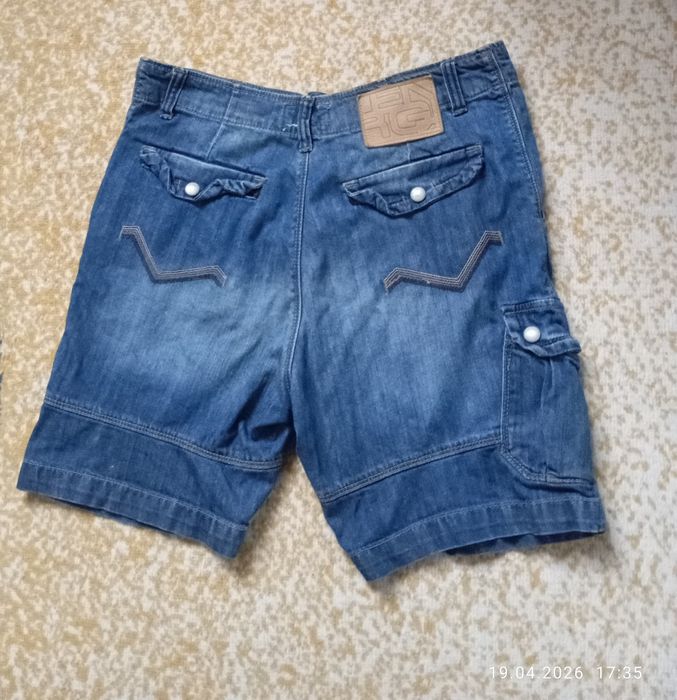 Krótkie spodenki jeansowe M