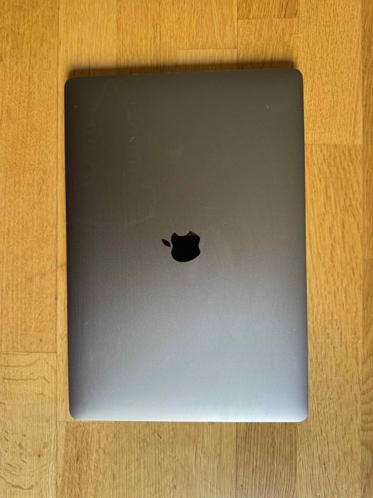 MacBook Pro 15 2019 (A1990) 32 gb, 512 gb.
