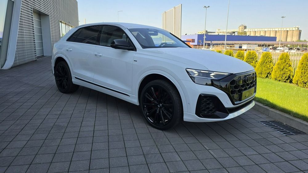 Audi Q8 e-hybrid quattro 490 KM tiptronic pakiet Innovation Comfort HD Matrix