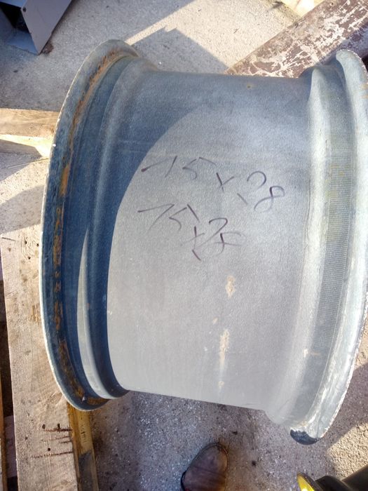 Koło Felga W13 R28 John Deere oryginał otwór 153mm8szpilek jak nowa