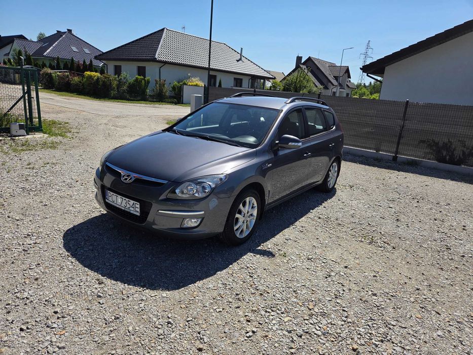 Hyundai I 30 1,4 Blue Drive LIFT Alus Hak 2010 rok Zamiana