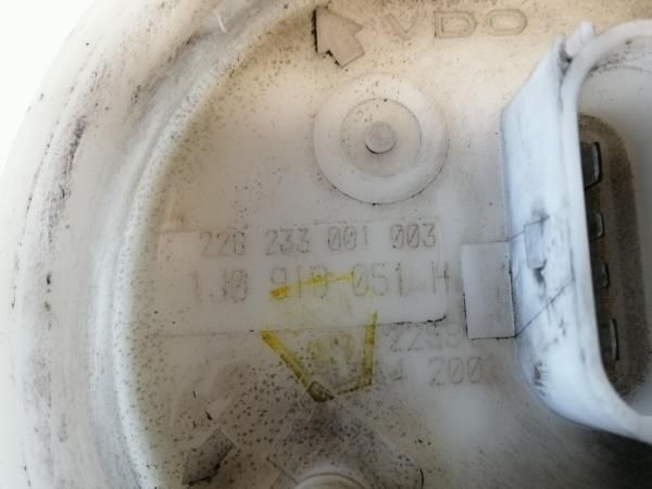 Bomba de combustível VOLKSWAGEN Golf IV (1J1)