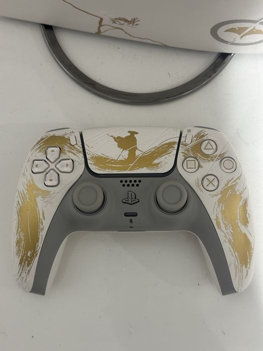 PS5 Slim Ghost of Yotei Edição Limitada