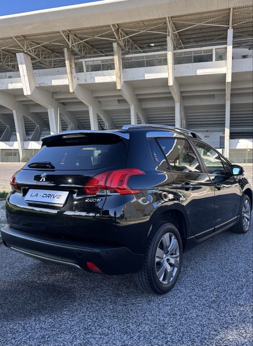 PEUGEOT 2008 1.6 BlueHDi 100 CV • 12/2015 • 96.500 Kms