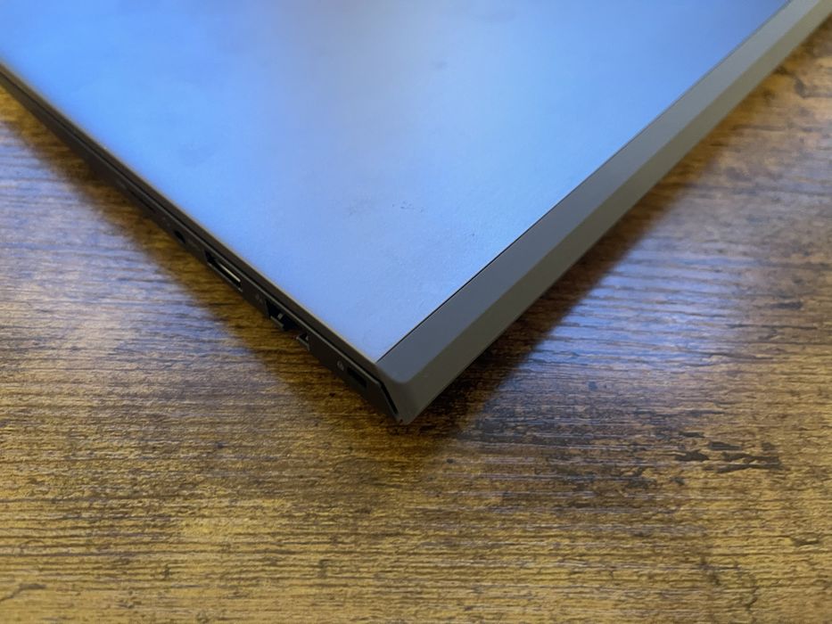 Dell vostro 5401 jak nowy