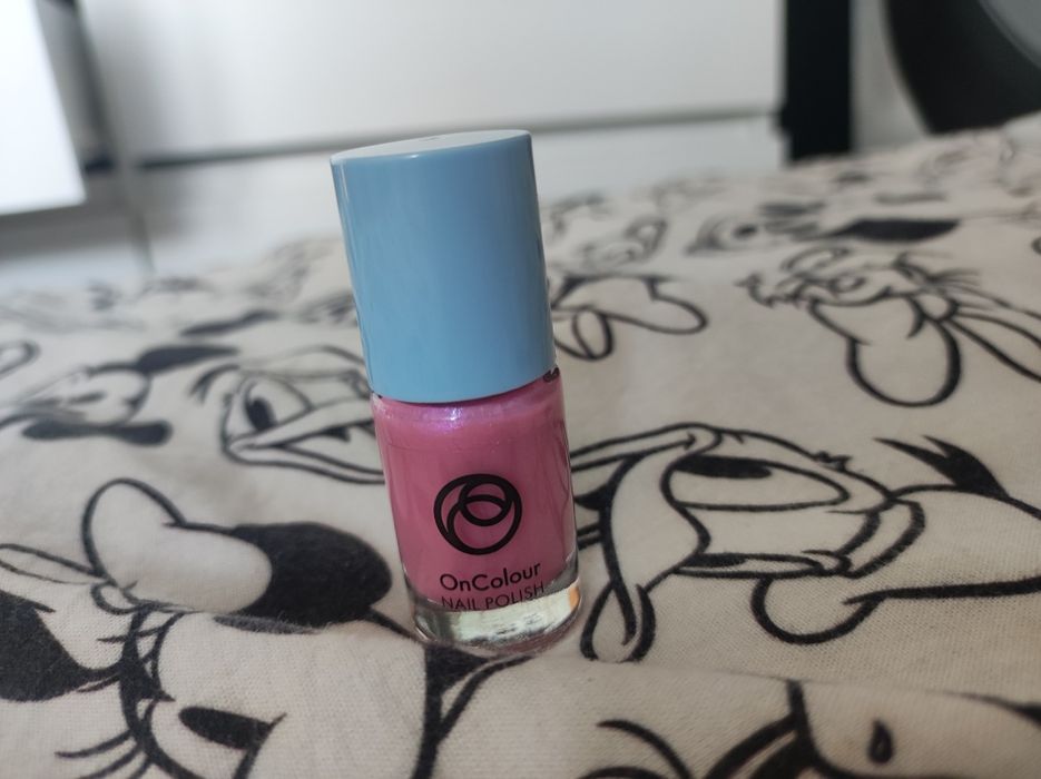 Nowy lakier do paznokci Oriflame OnColour 2szt