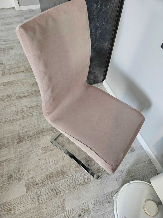 Pokrowce na krzesła elastyczne 4 sztuki beżowe cappuccino komplet