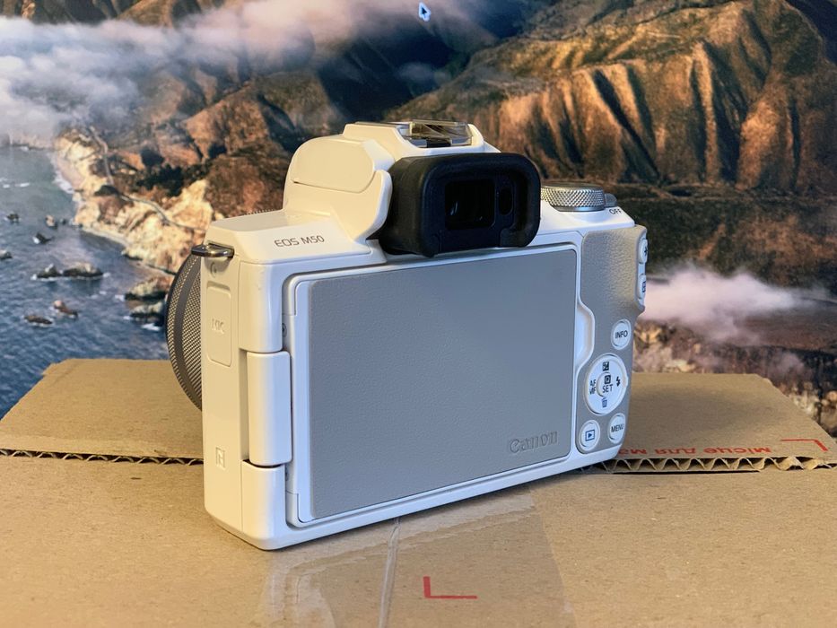 Canon EOS M50 Kit 15-45 IS STM White