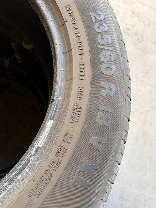 235/60R18 Continental cztery opony letnie 2356018