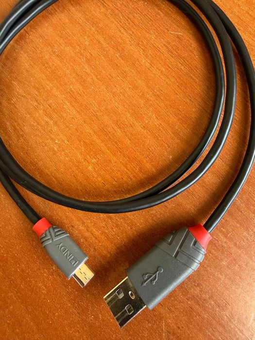 LINDY Cabo USB 2.0 USB-A para Micro USB508957905671966720