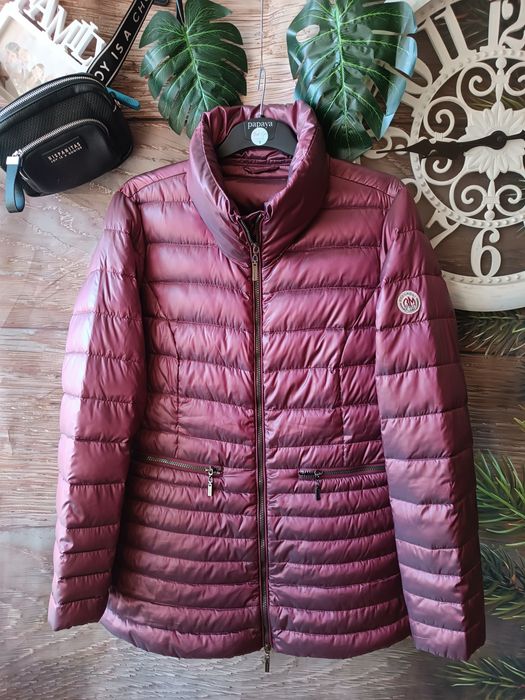 Весеняя женская куртка р 50