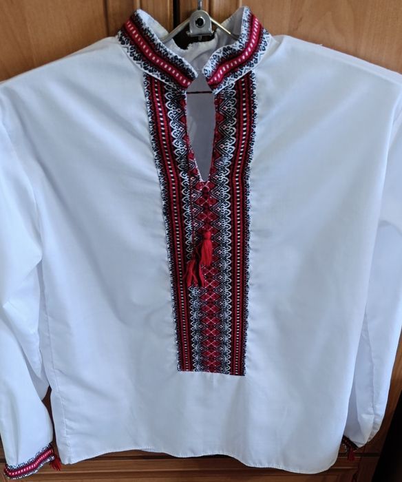 Вишиванка для підлітка