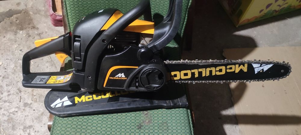 Pilarka mcculloch CS350 jak Husqvarna 435.440