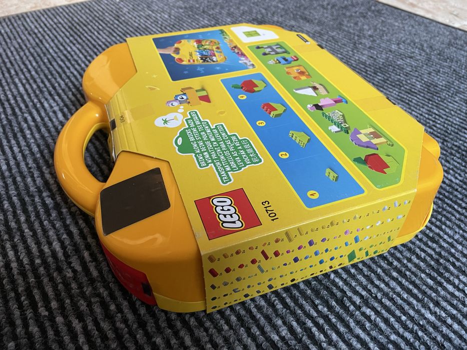 LEGO 10713 Classic Kreatywna walizka