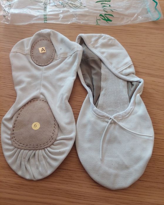 Sapatilhas de ballet novo