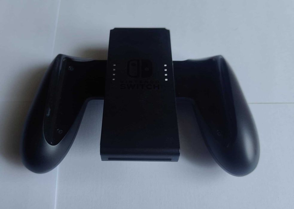 Nintendo Switch + 2 Gry + Akcesoria