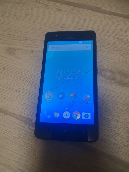 Смартфон Neffos tp703A