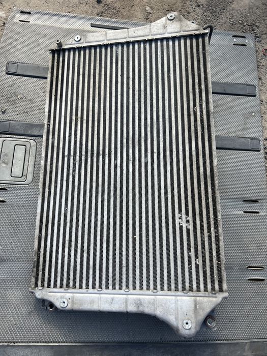 JD1271002220 Радиатор интеркулера Toyota Avensis T25 2003-2008