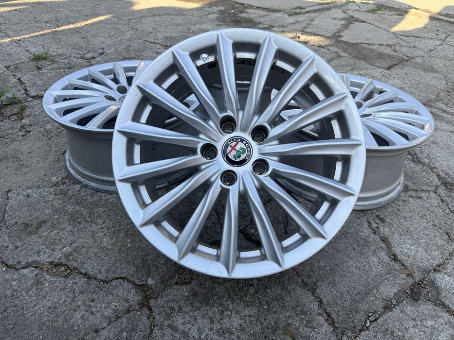 Oryginalne felgi Alfa Romeo Giulia 17 cali 5x110 ET 33 7,5J Stelvio Alfa Romeo 159 Brera Giulietta RomeoX Fiat Croma  Fiat 500L Jeep Compass Jerokee