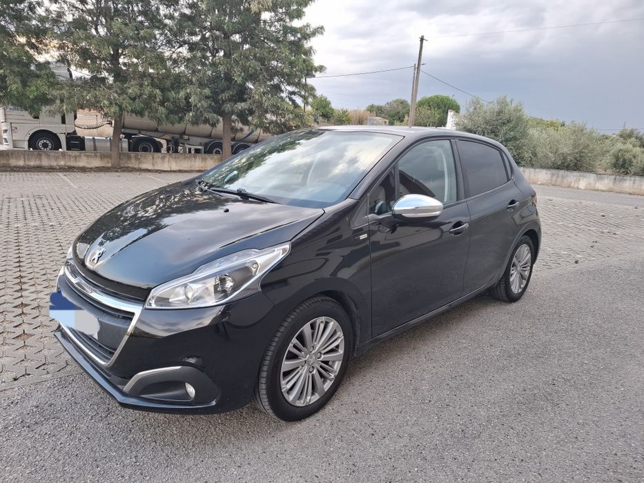 Peugeot 208 1.6 hdi — photo 4