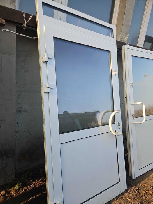 DRZWI Zewnętrzne Aluminiowe z Naświetlem Wejściowe 116x233cm Białe