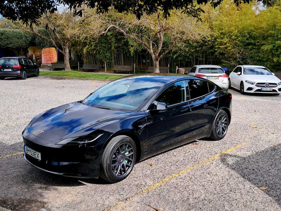 Tesla Model 3 Highland Standard (Tração Traseira)