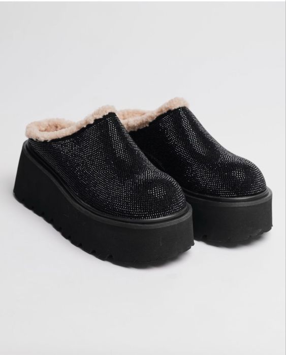 Zara, UGG, Lonza жіноче взуття
