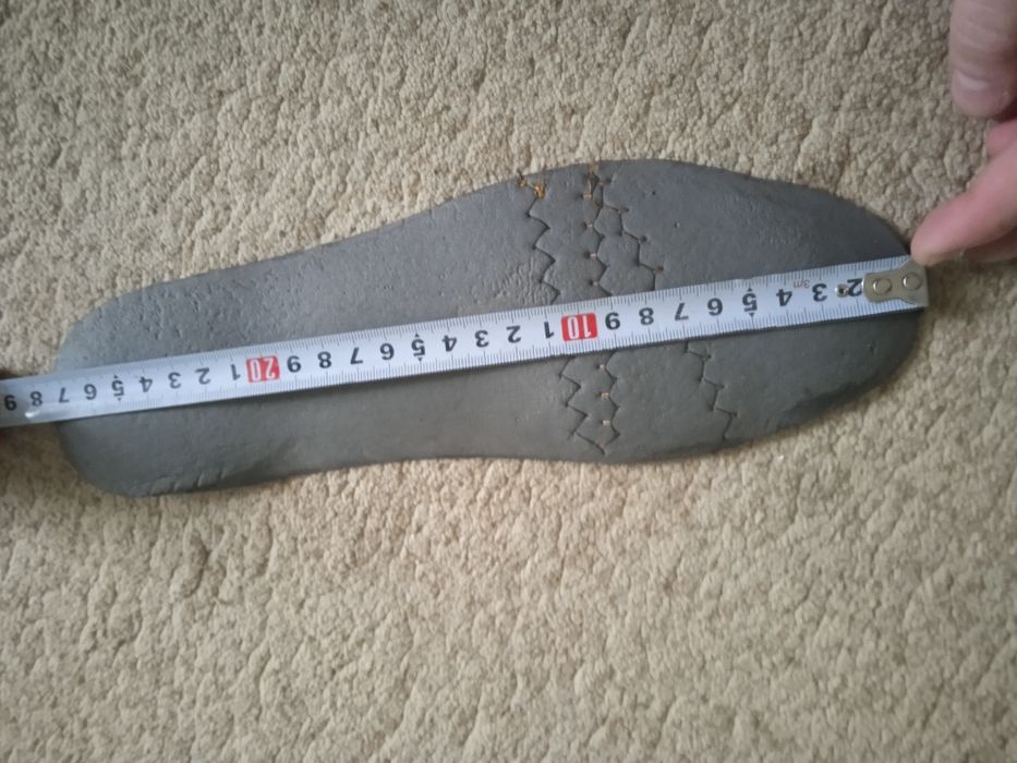 Ботинки для роботы, титанова пластина