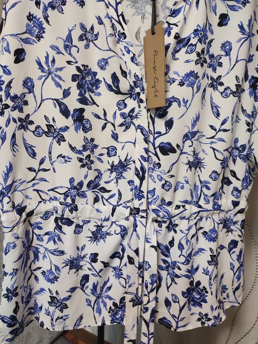 Жіноча блузка у квітковий принт бренду Phase Eight