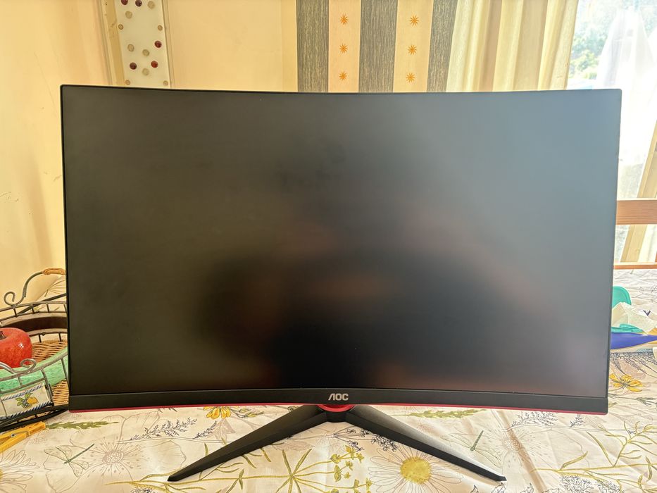Monitor AOC C32G2ZE/BK 31,5” 240Hz