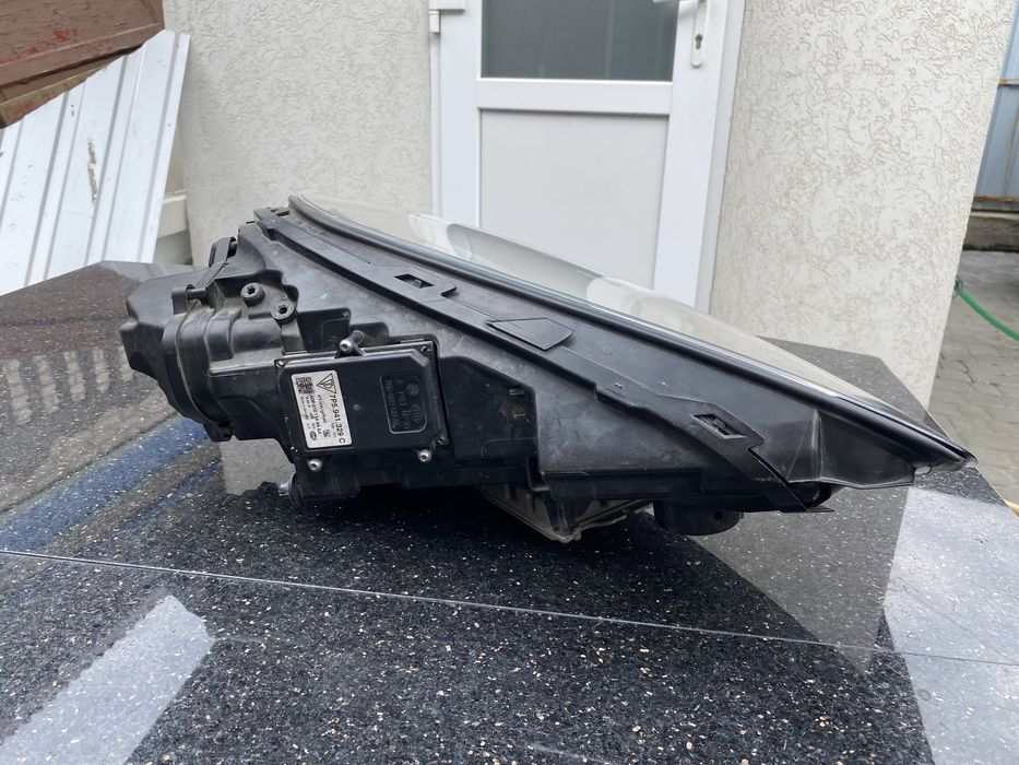 Фара ліва  L PORSCHE CAYENNE РЕСТАЙЛ 14-17 7P5941035K , 1EX 011.745-01