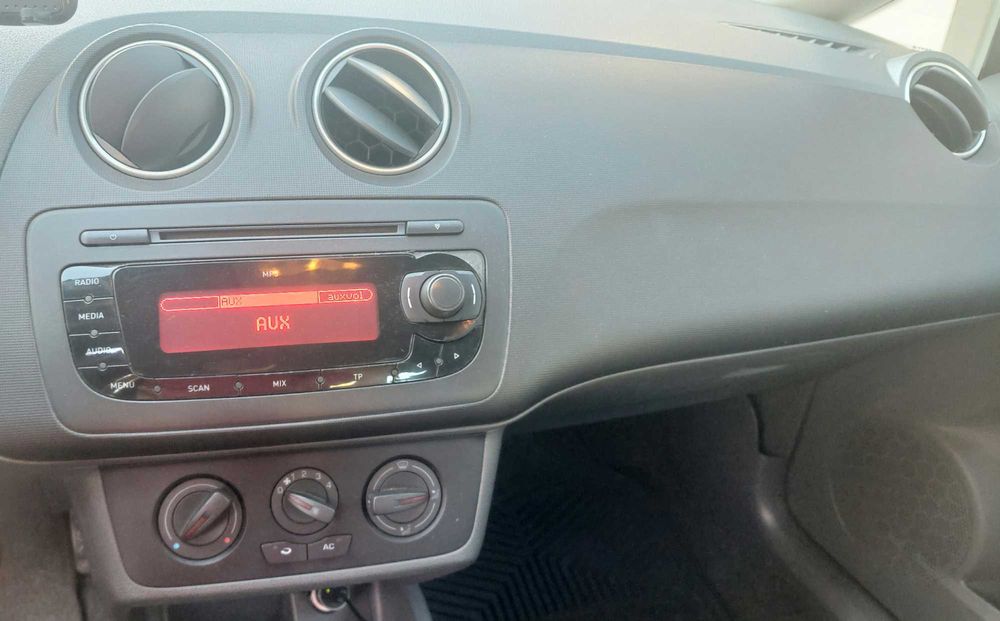 SEAT Ibiza 1.2 (2009) – 70cv | Vendido à Melhor Oferta foto 2