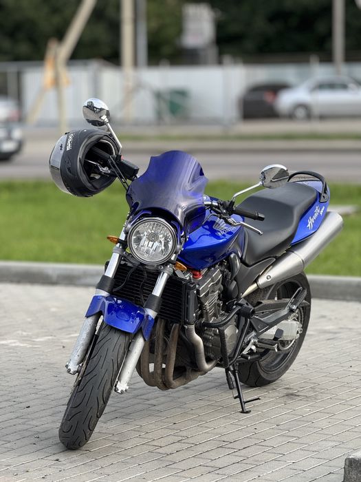 Мотоцикл Honda CB 900 F Hornet 2002