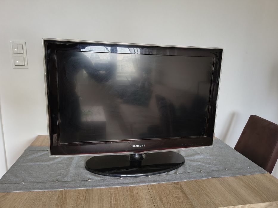 Telewizor Samsung LCD 32`