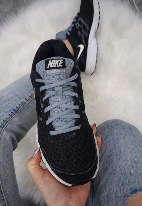 Buty Nike Air Relantes 4 męskie rozm. 40.5 do biegania