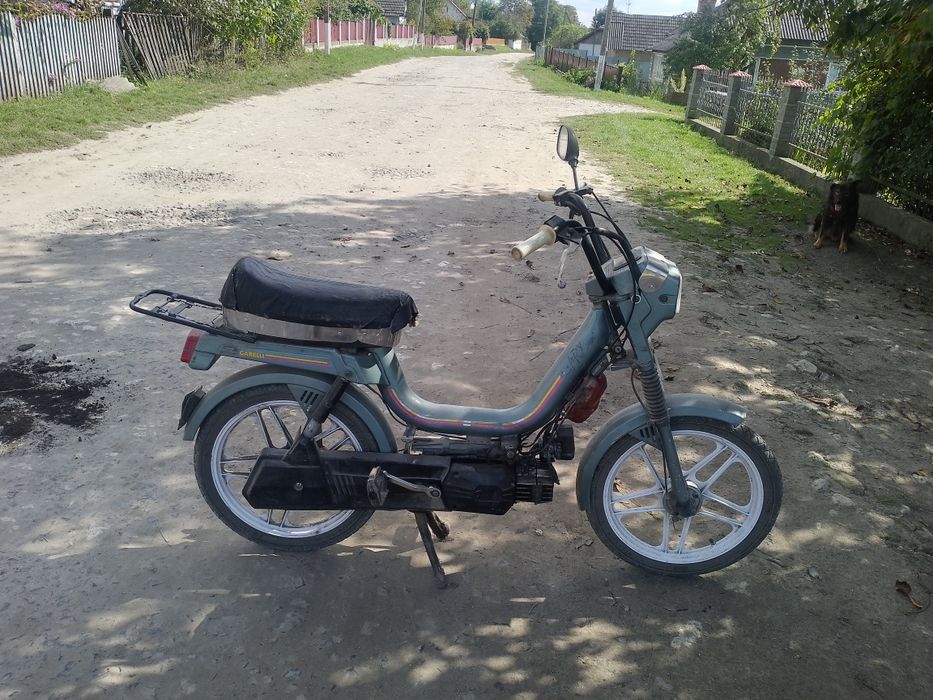 Мотоцикл мотороллер