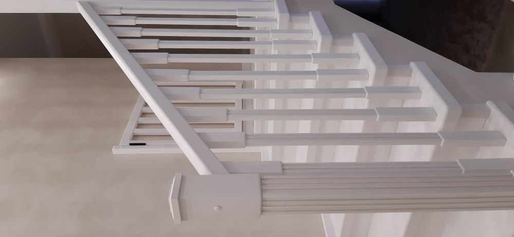 Сходи / Лестница.