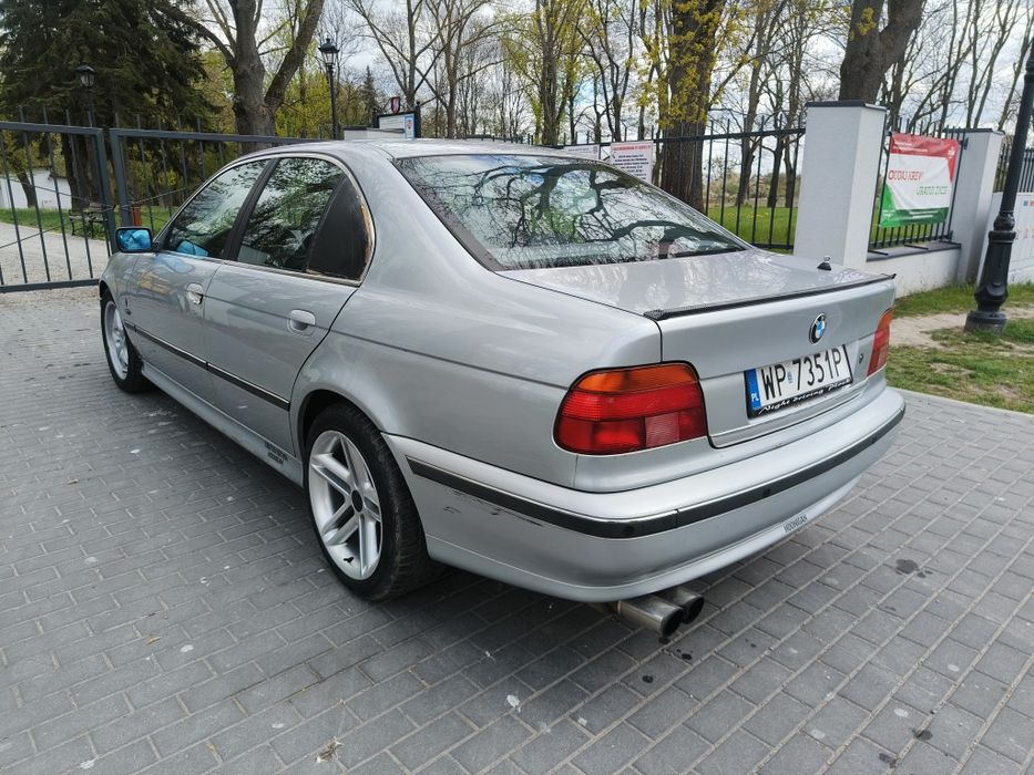 BMW 5 E39 1997r 2.0 R6 Stan BDB