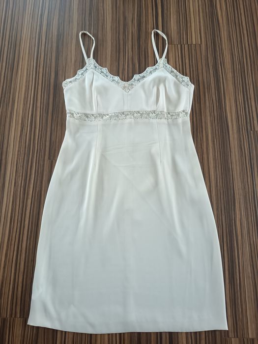 Piękna lekka letnia sukienka z koronką M