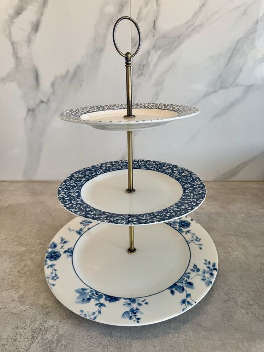 Порцелянова етажерка Laura Ashley, стан ідеальний