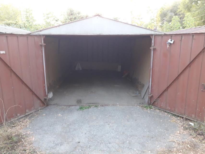 Сдам гараж центр