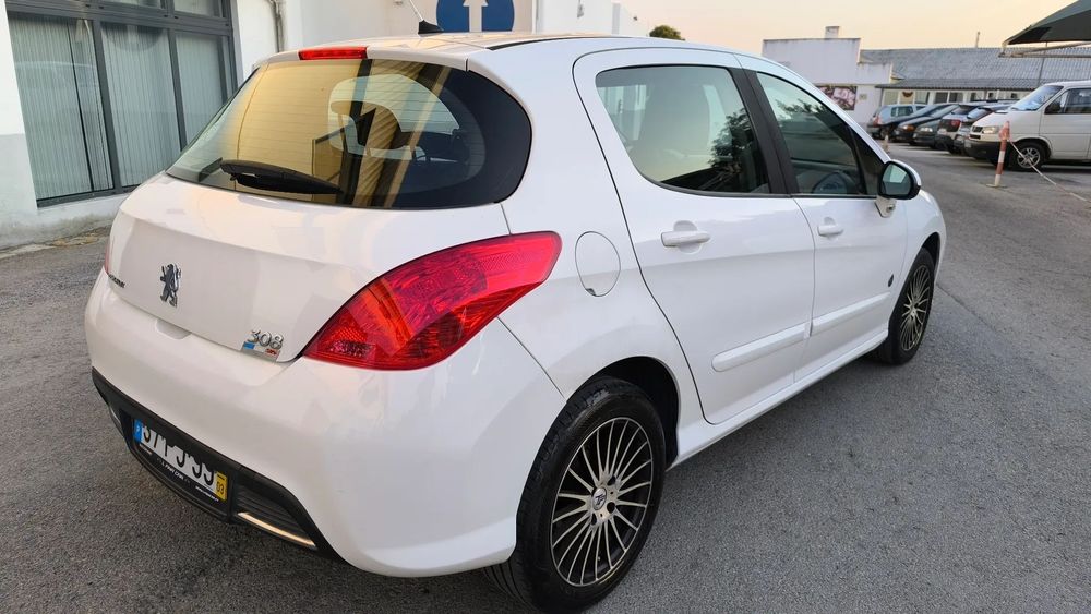 Peugeot 308 1.6 HDi Envy CVM6
