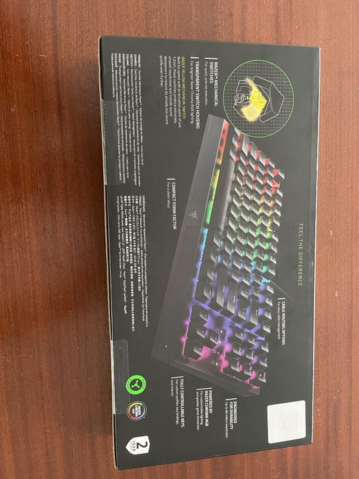 Teclado Razer Blackwidow V3 Tenkeyless novo