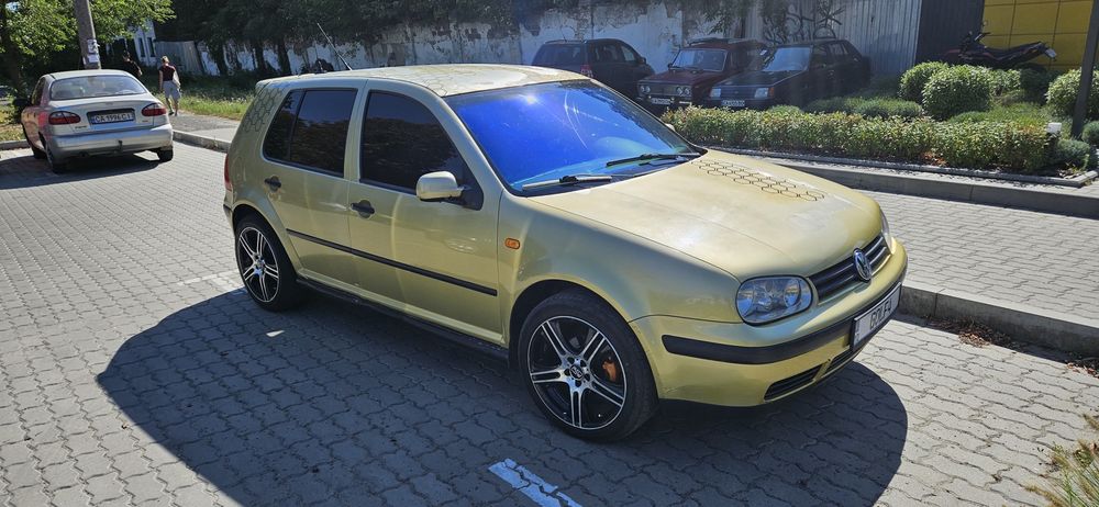 Продам гольф 4, обєм 1.4л.  3,500торг
