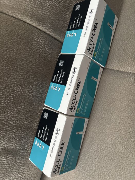 Paski accu check instant