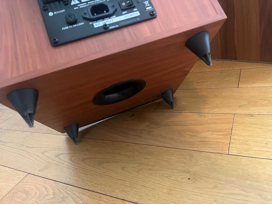 Subwoofer aktywny Wharfedale Crystal 2 domowy