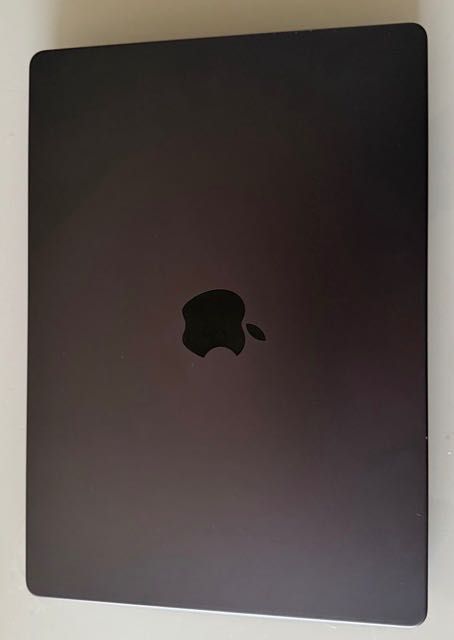 Apple MacBook Pro 14" M4 10-Core CPU 10-Core GPU 16 GB 512 GB SSD