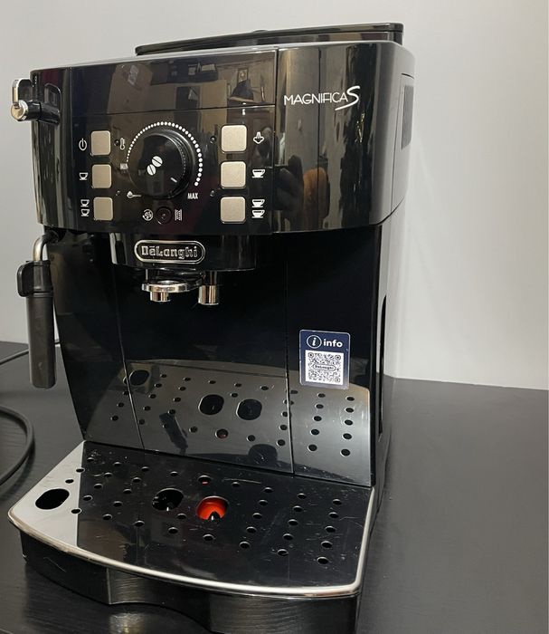Кавомашина Delonghi Magnifica S ECAM 21.113.B 2025 рік