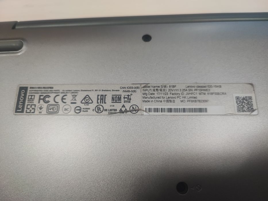 Продам ноутбук Lenovo ideapad 520-15IKB