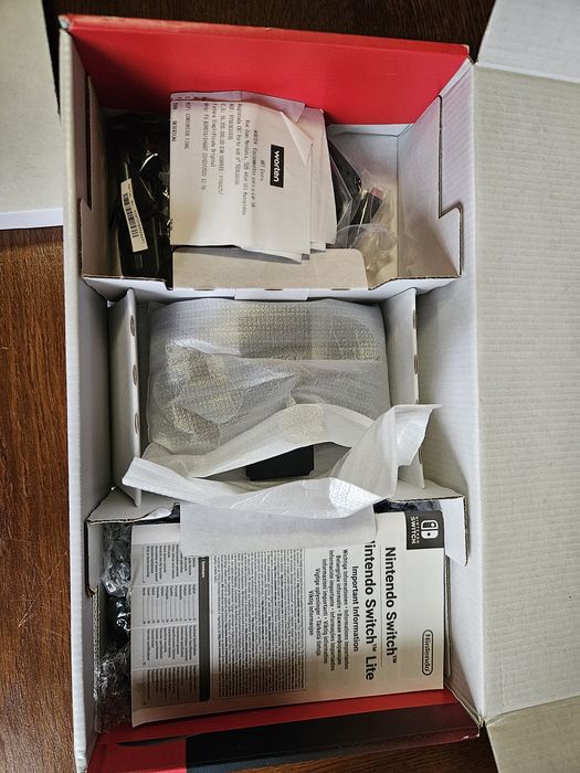 Nintendo Switch em caixa